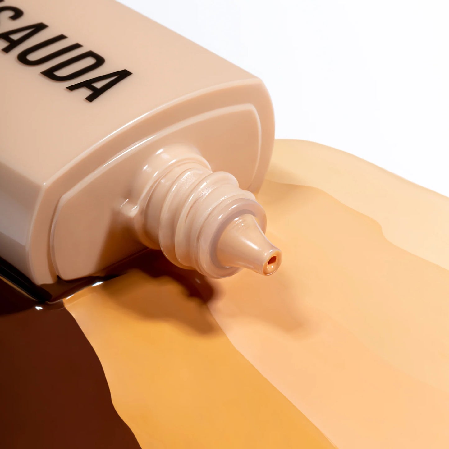 FONDOTINTA IDRATANTE FINISH LUMINOSO - THE SKIN